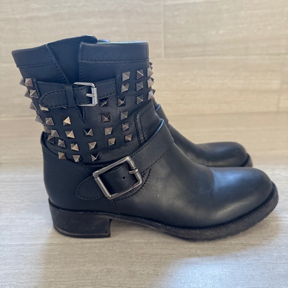Valentino Garavani Rockstud Leather Black boot 39.5